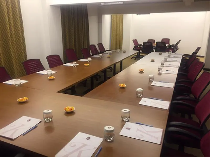 Atlas Hotel Izmir 4*,
